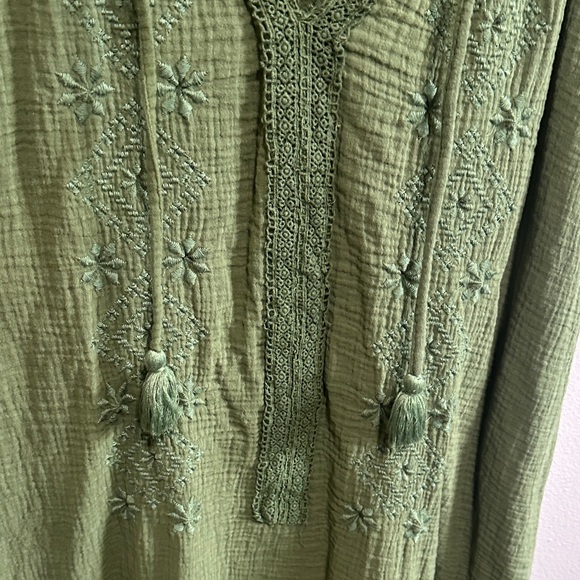 Lucky Brand Olive Green Smocked Top - Picture 9 of 14